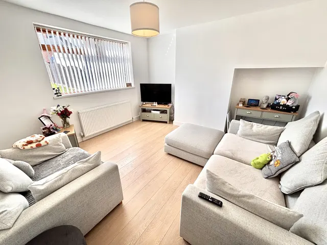 Photo 3 — Jermyn Close, Birley, Sheffield, S12