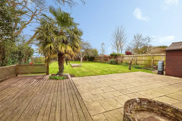 Knights End Road, March, PE15, photo 1