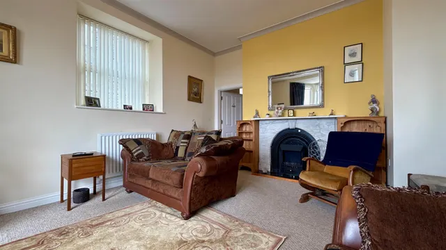 Marine Parade, Barmouth, LL42, photo 3