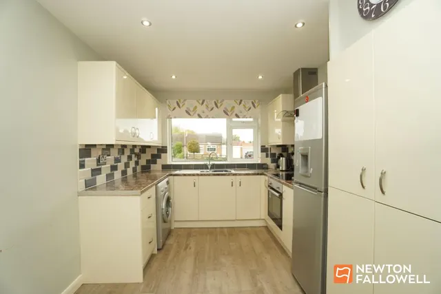 Wesley Close, Hathern, LE12, photo 2