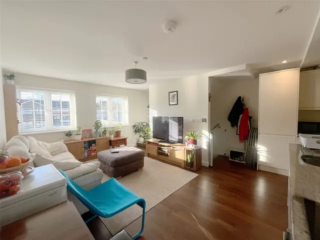 Photo 2 — Sullivan Close, Farnborough, Hampshire, GU14 7UH