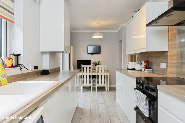 Wark Avenue, Newcastle Upon Tyne, NE27, photo 3