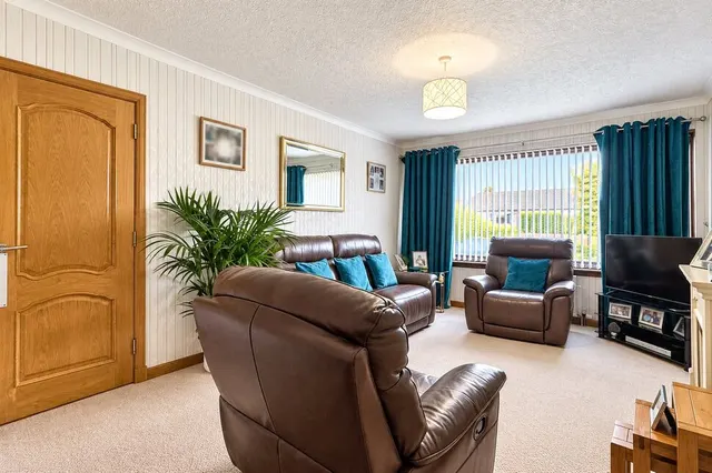 Photo 2 — Drumbeg Crescent, Lhanbryde, Moray, IV30