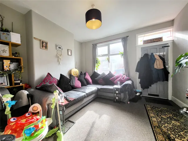 Morton Street, Heaton Norris, SK4, photo 2
