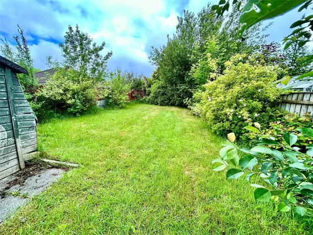 Photo 2 — Renshaw Drive, Walton-le-Dale, Preston, Lancashire, PR5