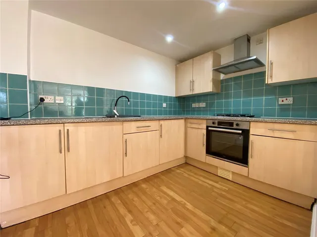 Suffolk Road, Bournemouth, BH2, photo 3
