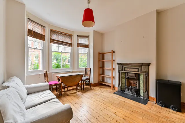 Flat 1, 45 Morat Street, London, photo 1