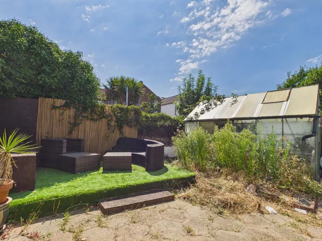 Hampshire Street, Fratton, PO1, photo 2