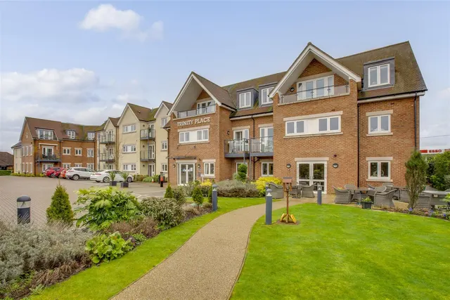 Beaumont Way, Hazlemere, HP15, photo 2