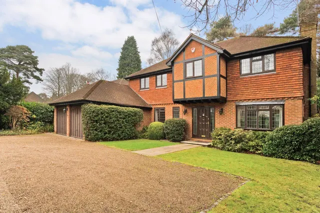 5 bedroom house — Monks Road, Virginia Water, Surrey, GU25 4RR
