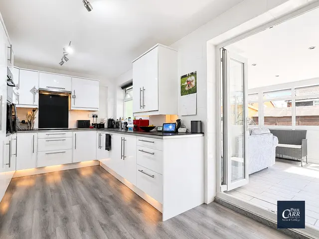 Francis Road, Lichfield, WS13, photo 2