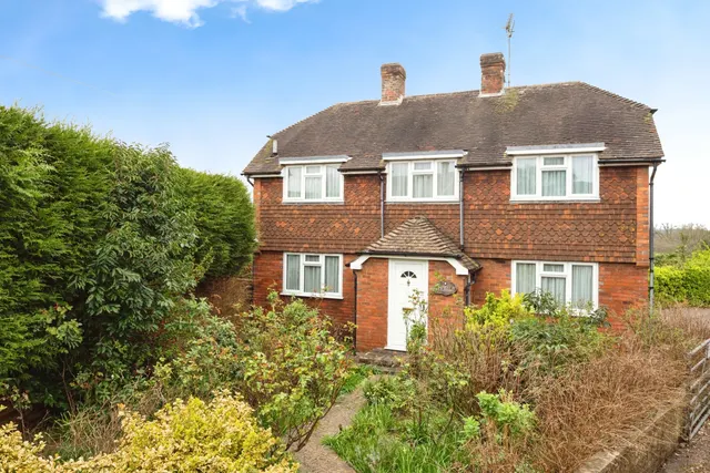 London Road, Hurst Green, TN19, photo 1