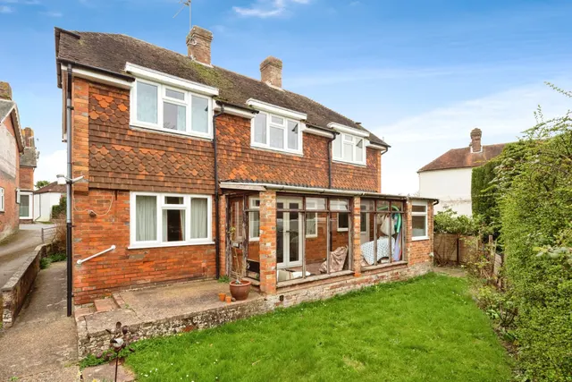 London Road, Hurst Green, TN19, photo 2