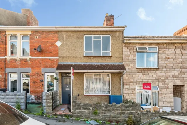 Photo 2 — Newhall Street, Wiltshire, SN1