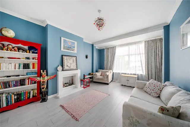 Photo 3 — Broomfield Road, Beckenham, BR3