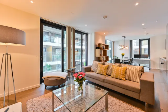 Apartment 207, 1 St Gabriel Walk, London, photo 1