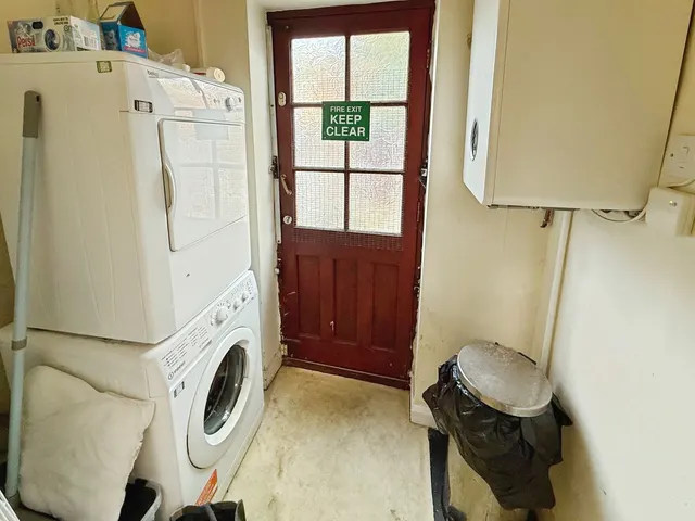 Victoria Road, Fallowfield, M14, photo 3