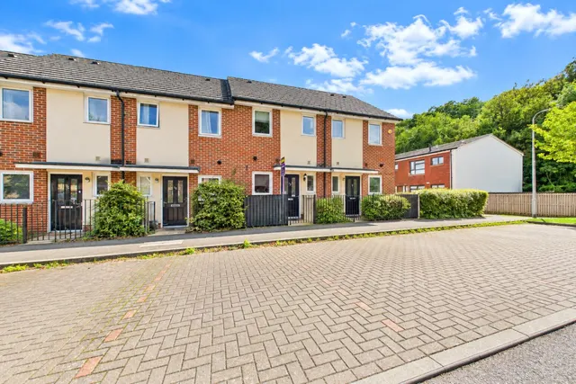 Tay Road, Tilehurst, RG30, photo 1