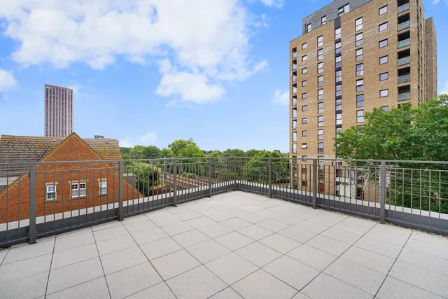 Photo 3 — F19 Olive Tree Court 1 Cranbrook Mews,, Walthamstow, E17 7EQ