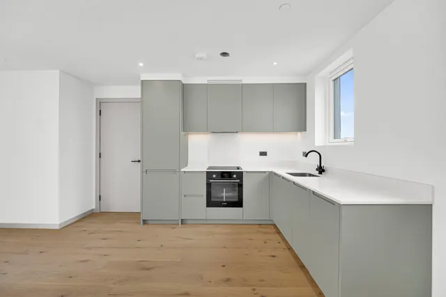 Photo 2 — F19 Olive Tree Court 1 Cranbrook Mews,, Walthamstow, E17 7EQ