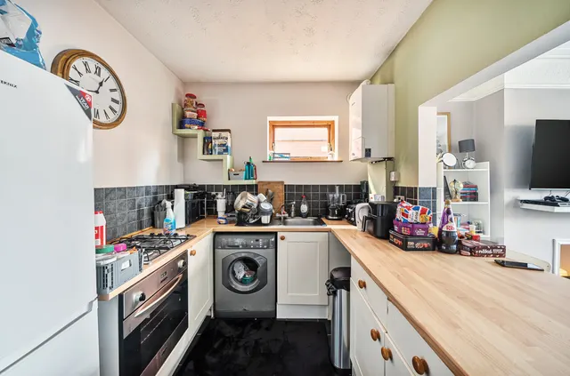 Winchester Road, Shirley, SO16, photo 3