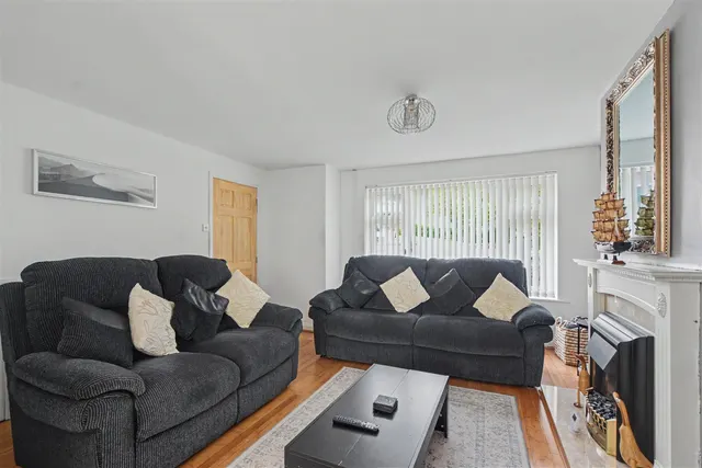 Hogarth Close, Stapleford, NG9, photo 3