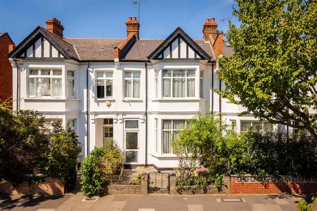 Aldbourne Road, London, W12, photo 1