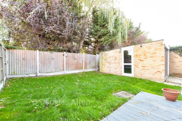 Beauchamps Drive, Wickford, SS11, photo 2
