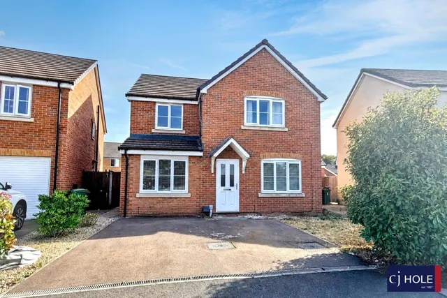 Clock Tower Road, Longford, GL2, photo 1