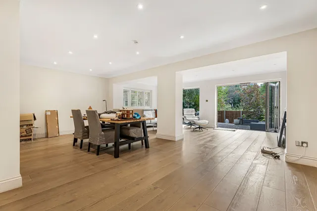 West Heath Gardens, Hampstead, NW3, photo 1