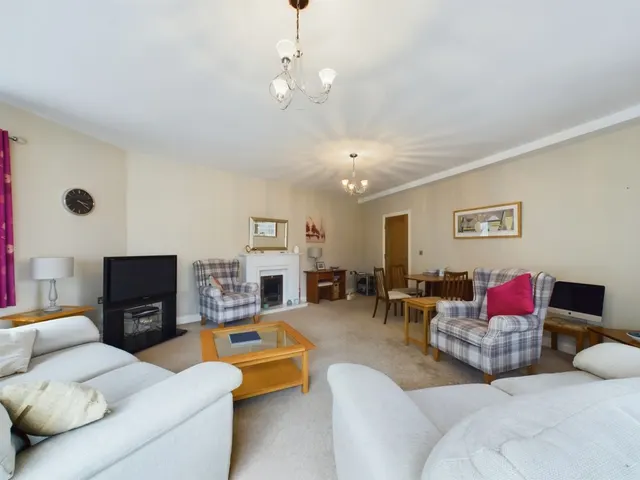 Photo 2 — Moorgate View, Moorgate