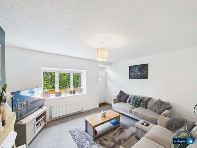 Brynisa Road, Brynteg, LL11, photo 3