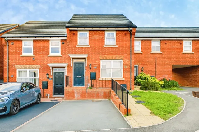 Whistlefields Close, Moulton, NN3, photo 1