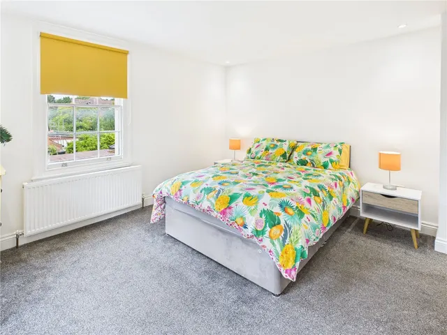 Photo 3 — Adelaide Road, Leamington Spa, Warwickshire, CV31