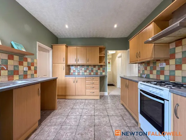 Hawton Lane, Balderton, NG24, photo 2