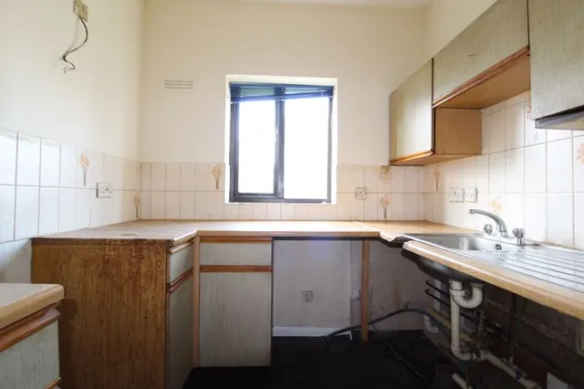 Nightingale Court, Luton, LU3, photo 3