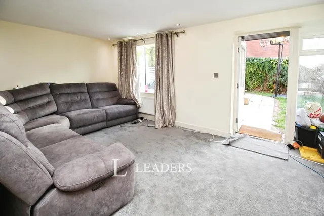 Swanwick Lane, Broughton, MK10, photo 2