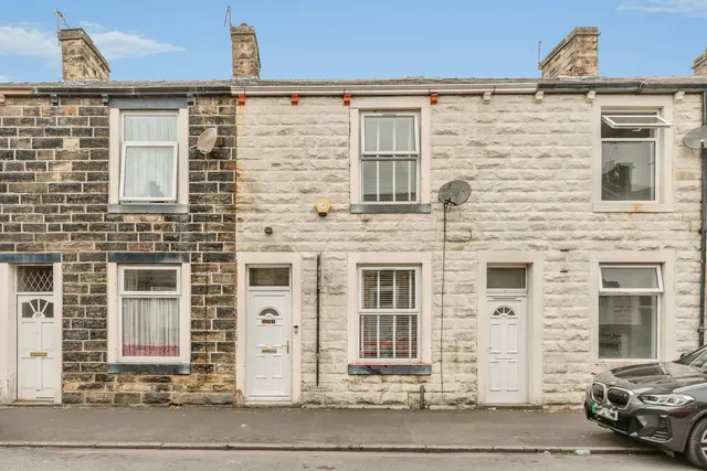 Pine Street, Nelson, BB9, photo 1