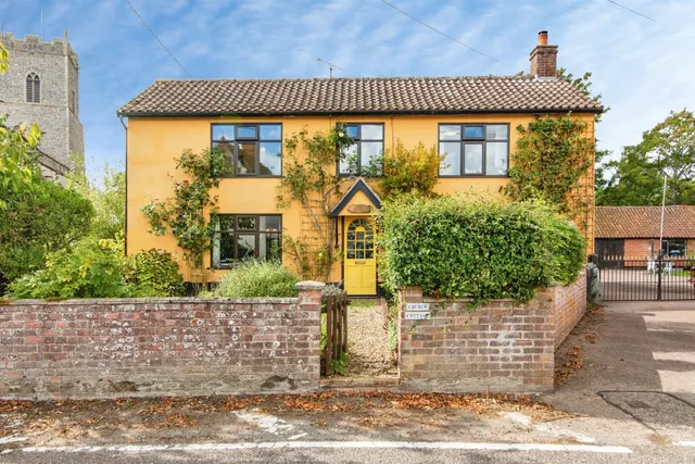 The Street, Metfield, IP20, photo 1
