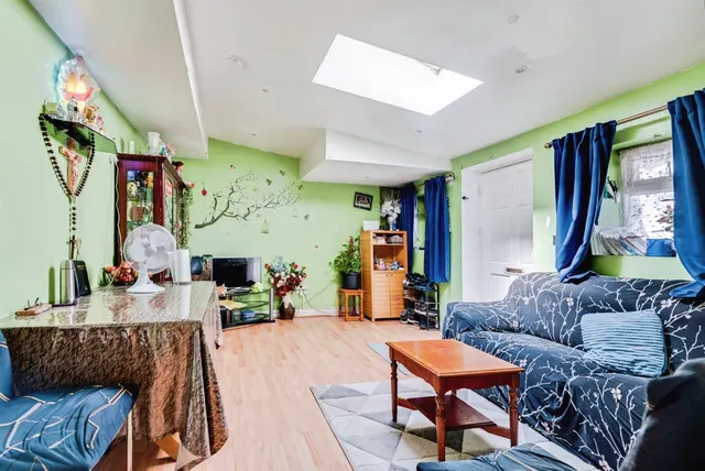 Salisbury Street, Swindon, SN1, photo 2