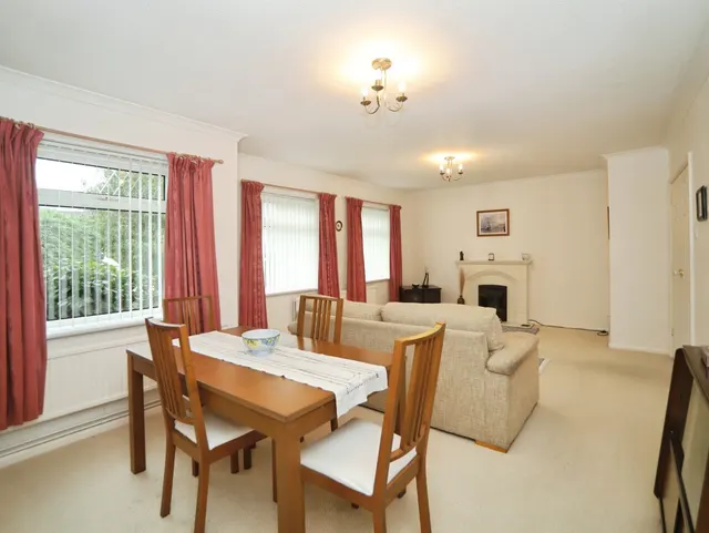 Despenser Road, Sully, CF64, photo 3