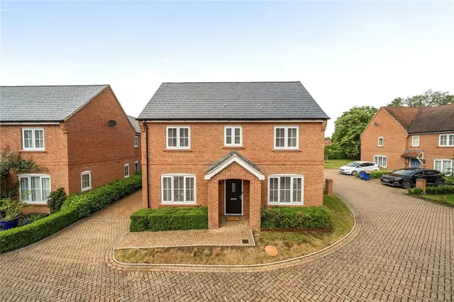 Ambrosden Court Close, Ambrosden, OX25, photo 1