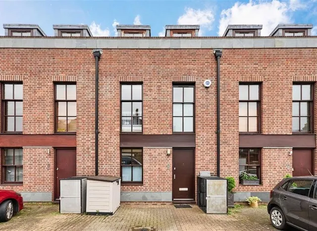 Palfrey Place, Oval, SW8, photo 1