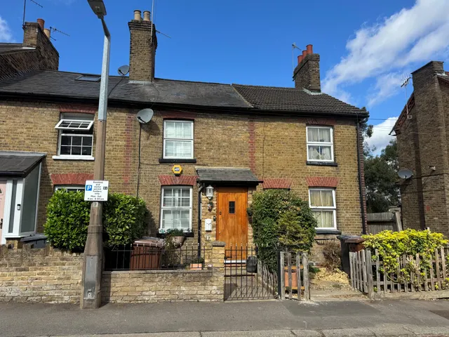 Park Road, Bushey, WD23, photo 1