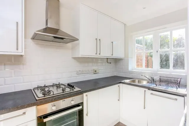 Photo 2 — Guards Court, Sunningdale, Berkshire, SL5 0ES