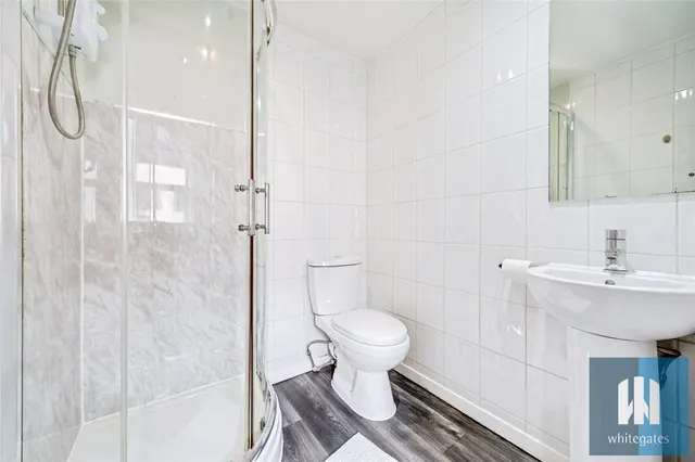 Lancaster House, Kirkgate, HD1, photo 3