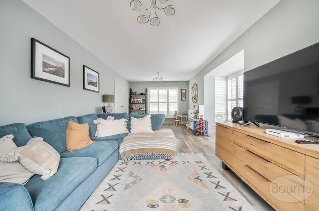 Gratton Chase, Dunsfold, GU8, photo 2