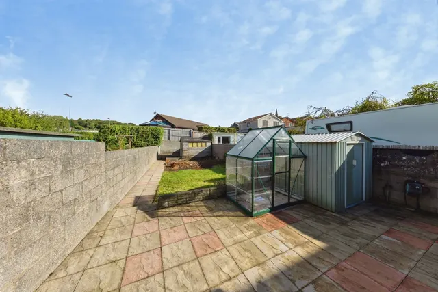 Sussex Road, Burry Port, SA16, photo 3