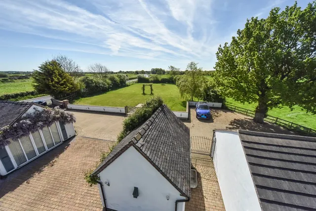 Derby Road, Ashbourne, photo 2
