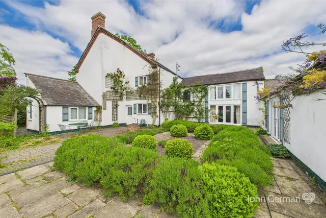 Derby Road, Ashbourne, photo 1